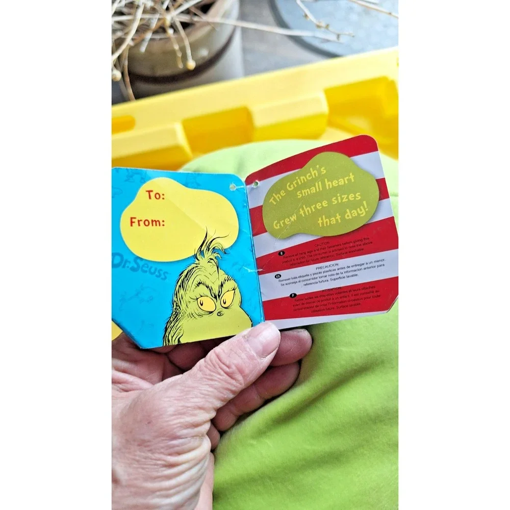 Dr. Seuss The Grinch Mallow Stuffed Green Pillow 8 in Soft‎ Plush NEW!